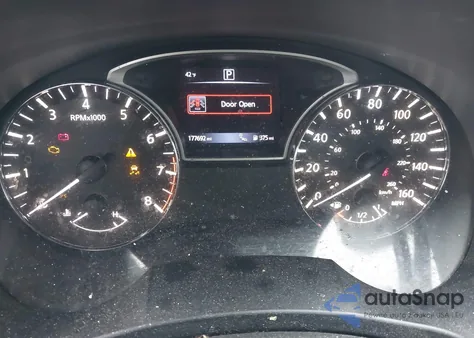 2017 Nissan Altima 2.5 Sv z USA, uszkodzony, nr VIN 1N4AL3AP1HC137750